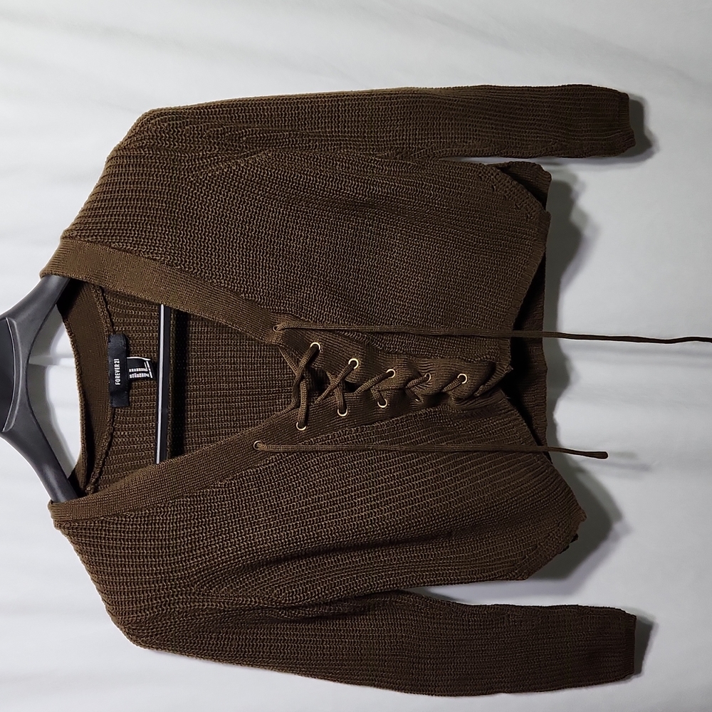 Forever 21 Army Green Crop Sweater Medium